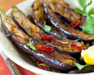 Aubergines simples grillées au barbecue