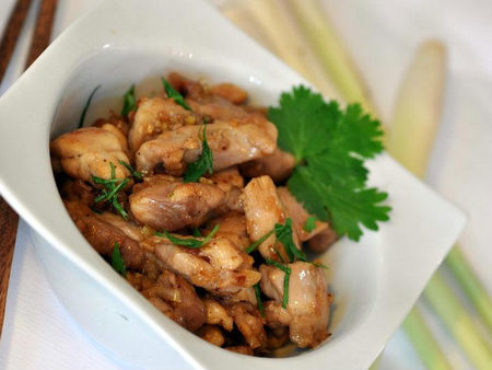 WOK DE POULET A LA CITRONNELLE