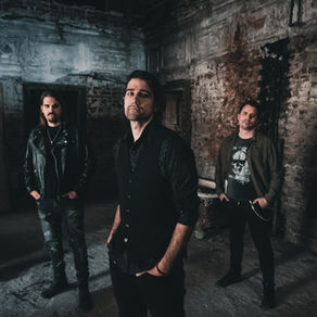 SOULCASE | 'Hungry Eyes' cover 