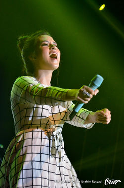 raisa and afgan (4 of 13)