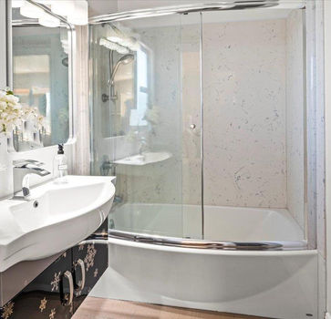 Stylish interior design showcasing elegant décor and furniture.