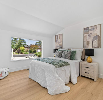 Stylish interior design showcasing elegant décor and furniture.