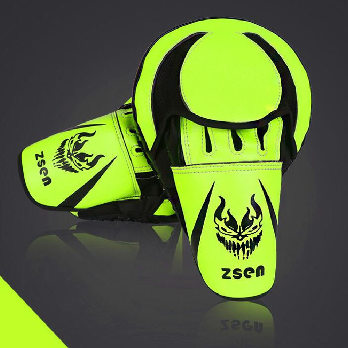 Thumbnail: Pair of Martial Arts Boxing Target Training Focus Pad MMA Kick Boxing 