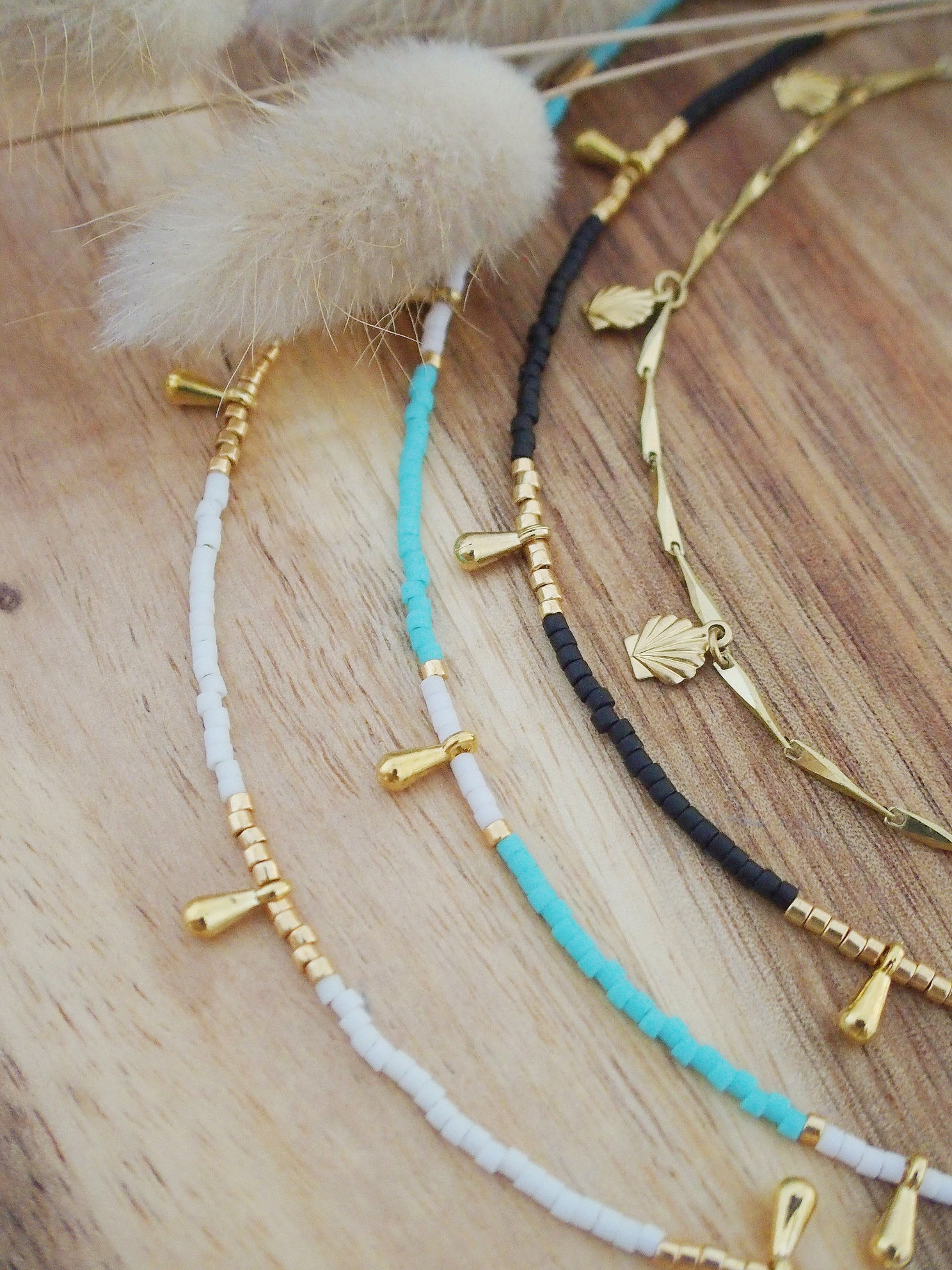 Colliers ultra-fin pouvant être porté également en bracelets doubles