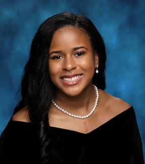 Olivia Jones Headshot.jpg