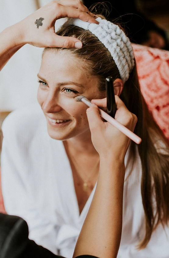 Maquillage mariée réalisé par EBG pour un mariage destination en France