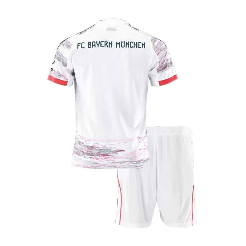 תמונה ממוזערת: חליפת ילדים באיירן מינכן חוץ 2025/2026 - מבט אחורי