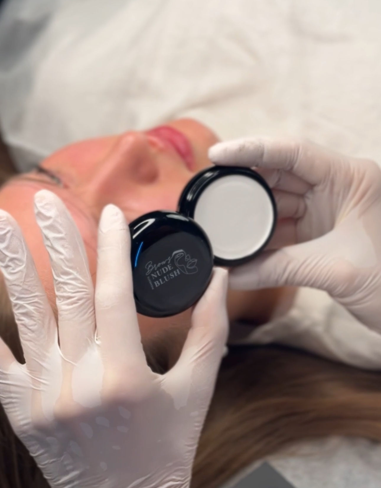 Біла паста для ескізу Nude Blush, 14g