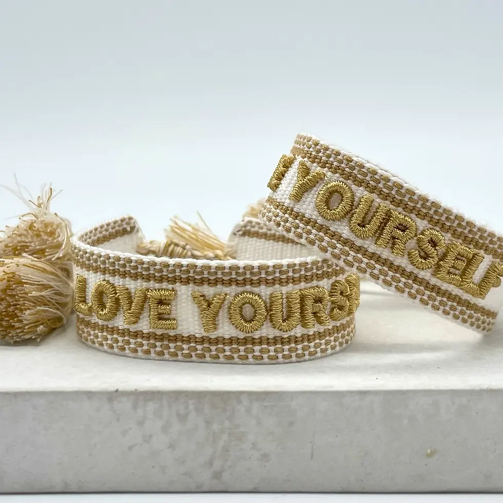 Miniatyrbild: LOVE YOURSELF uttalande armband vävt, broderat
