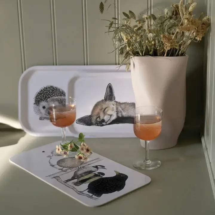 Miniatyrbild: Räven Felix - Bricka av Charlotte Nicolin med dekoration