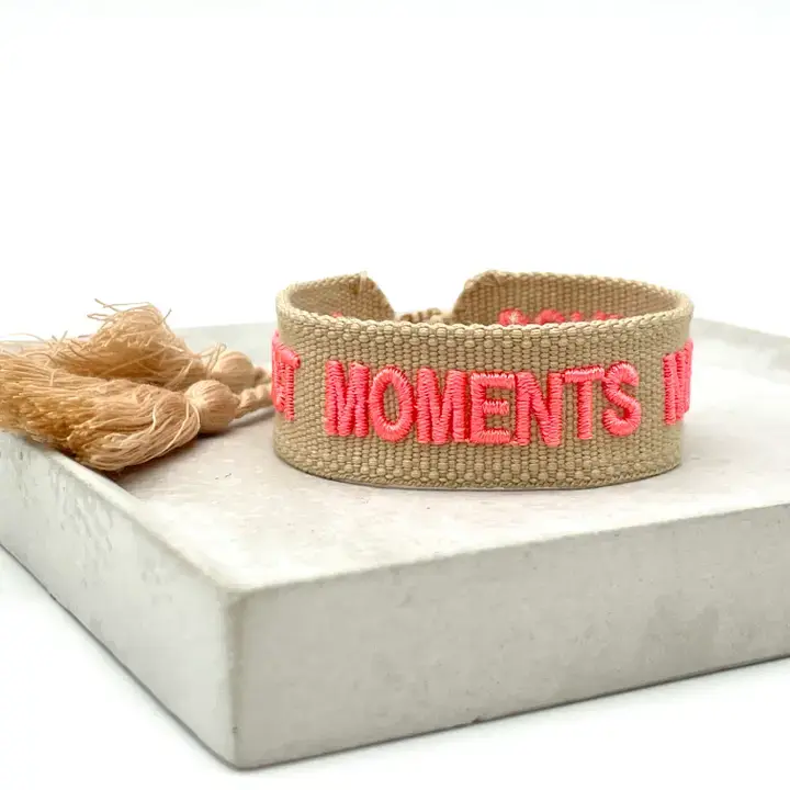 Miniatyrbild: collectmomentsframsida