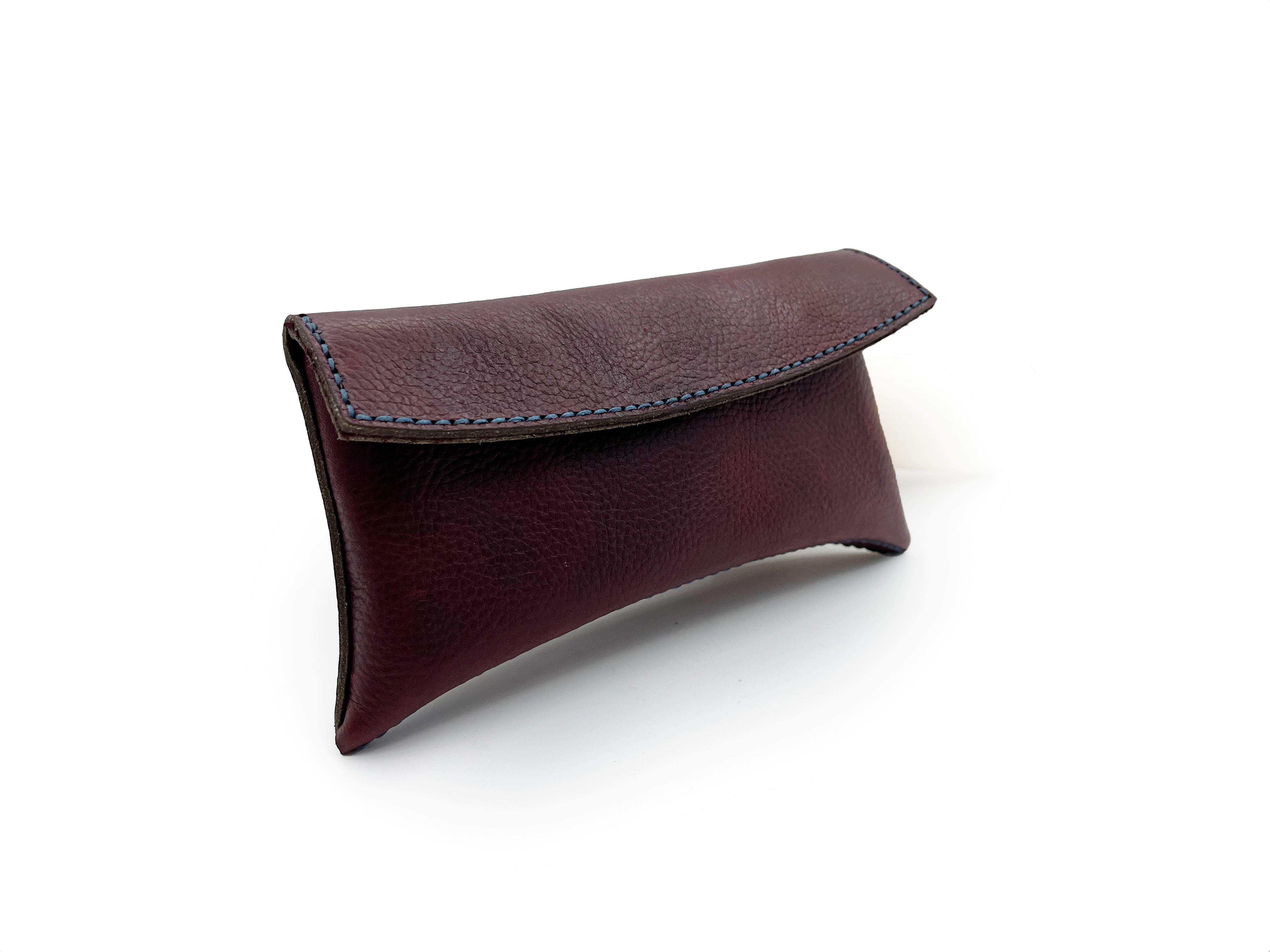 Curved Clutch