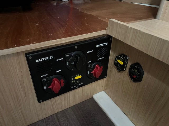 Miniatura: Beneteau Oceanis 41.1 (bandera Argentina)
