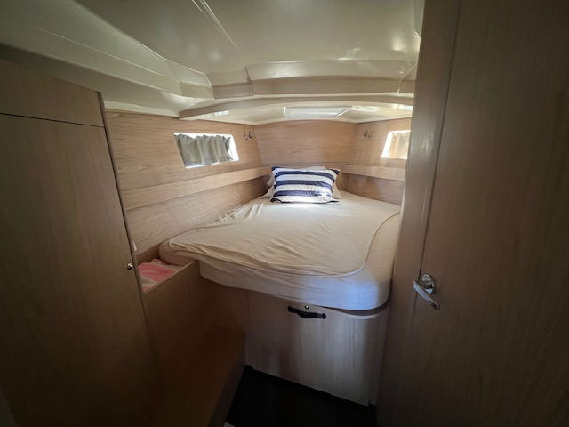 Miniatura: Beneteau Oceanis 41.1 (bandera Argentina)