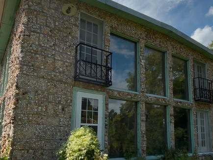 The Quirkiest Home in the Ozarks: Quigley’s Castle