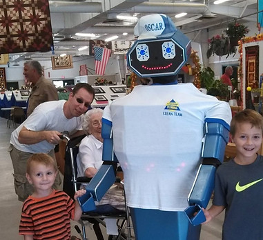 Oscar the robot throwback picture_edited