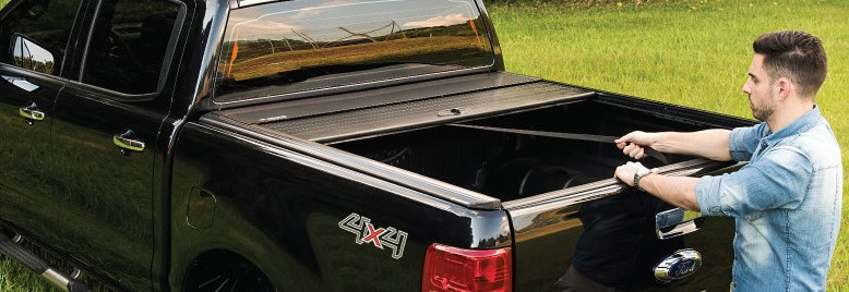 Thumbnail: Covers | Retractable Roll Top
