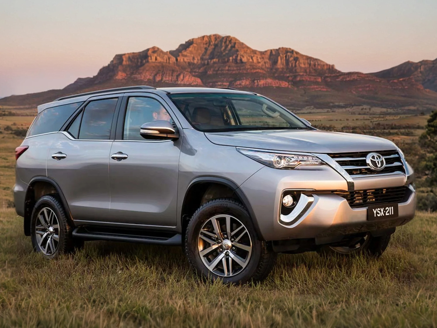 Toyota Fortuner 2015 > (OBD Activated)