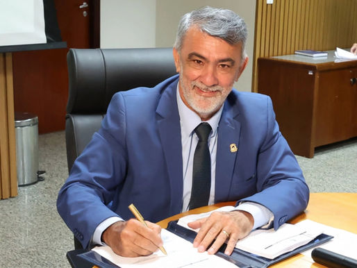 Amélio Cayres reafirma compromisso e garante celeridade em projeto aguardado pela categoria