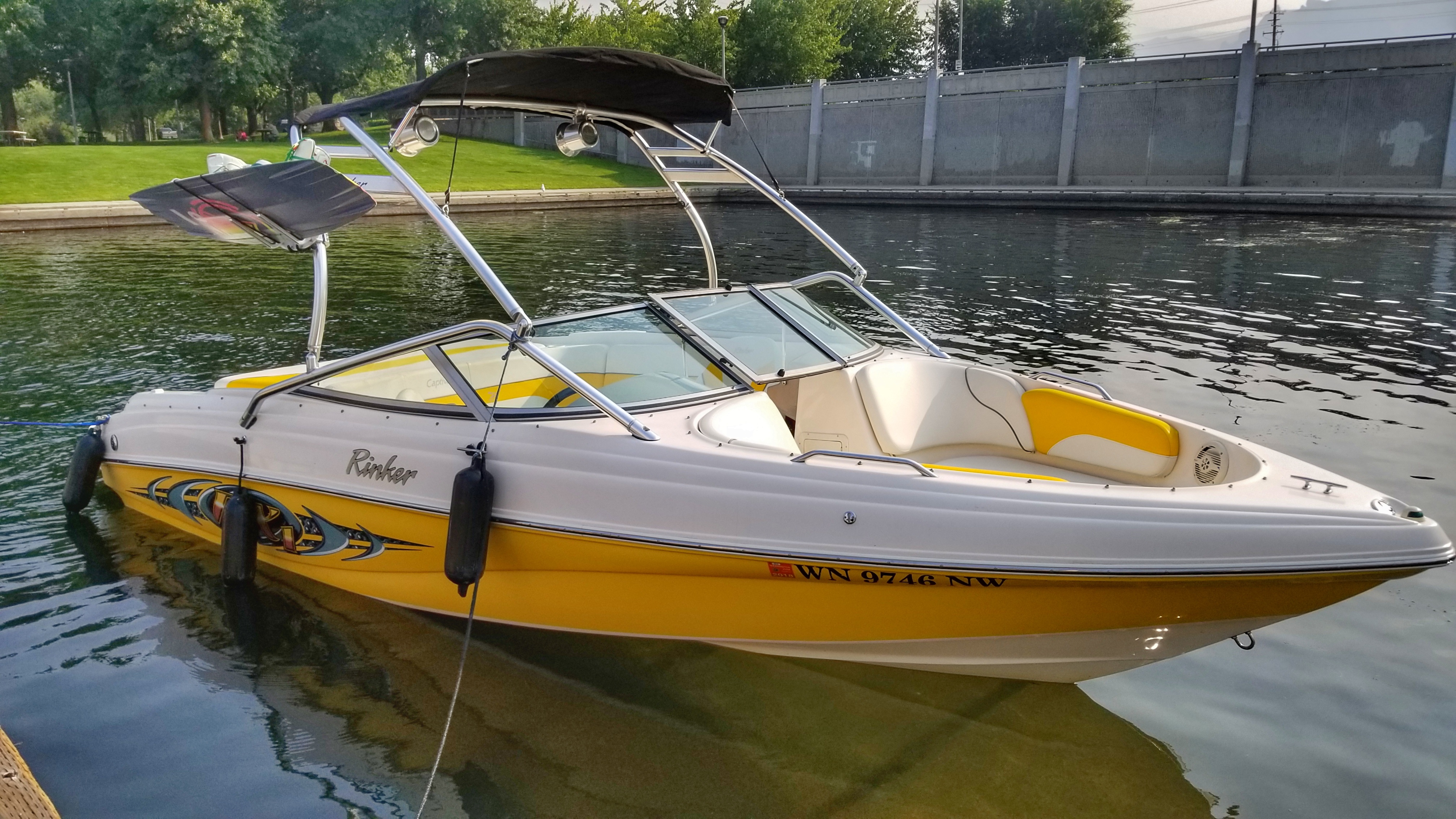 21ft Rinker Rx1 *Large Boat / Rate: $450
