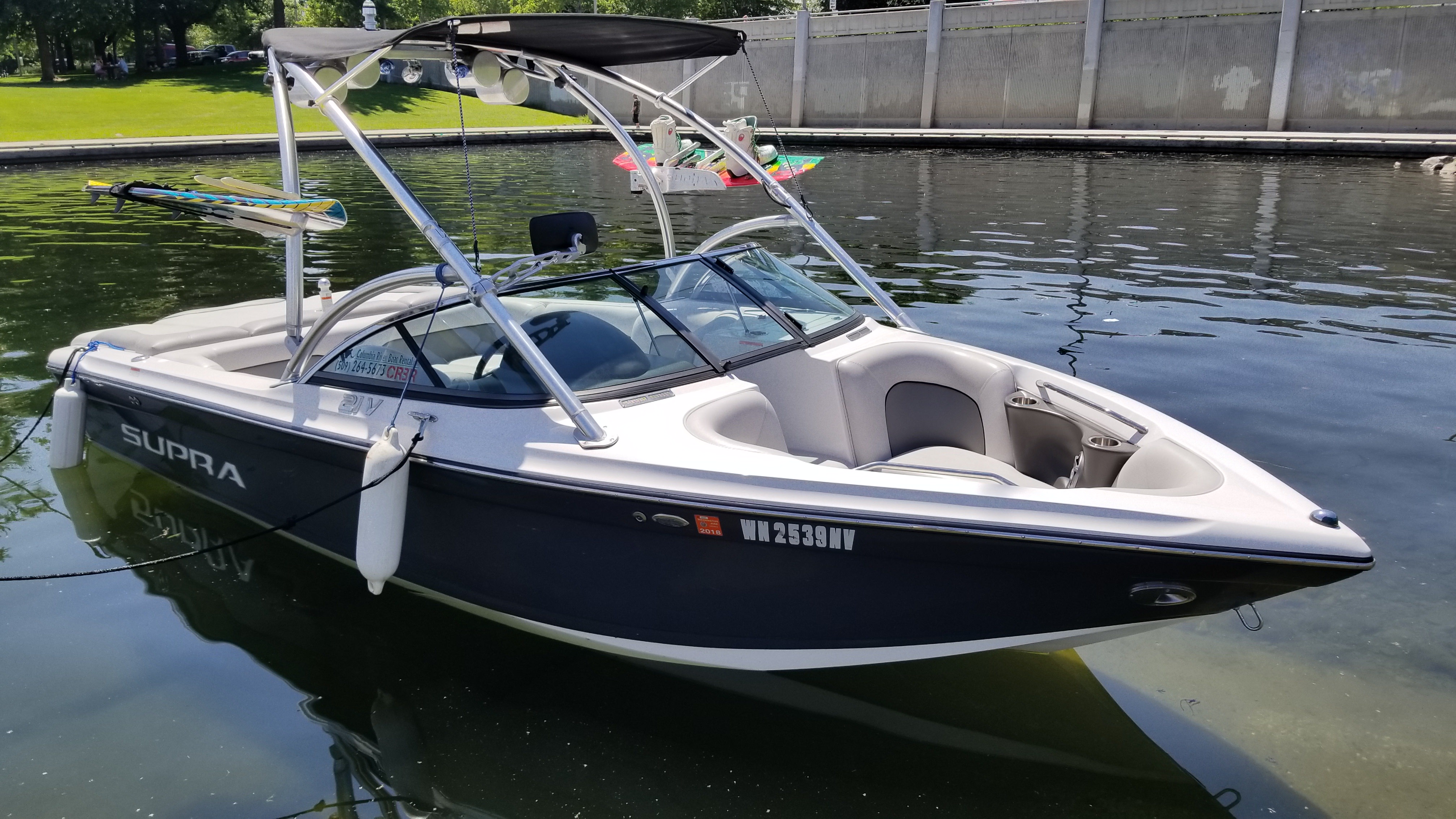 Supra 21v Luxury Wake Boat / Rate: $650