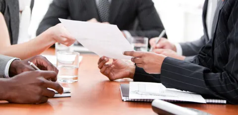 business-meeting-1024x497-480w.webp
