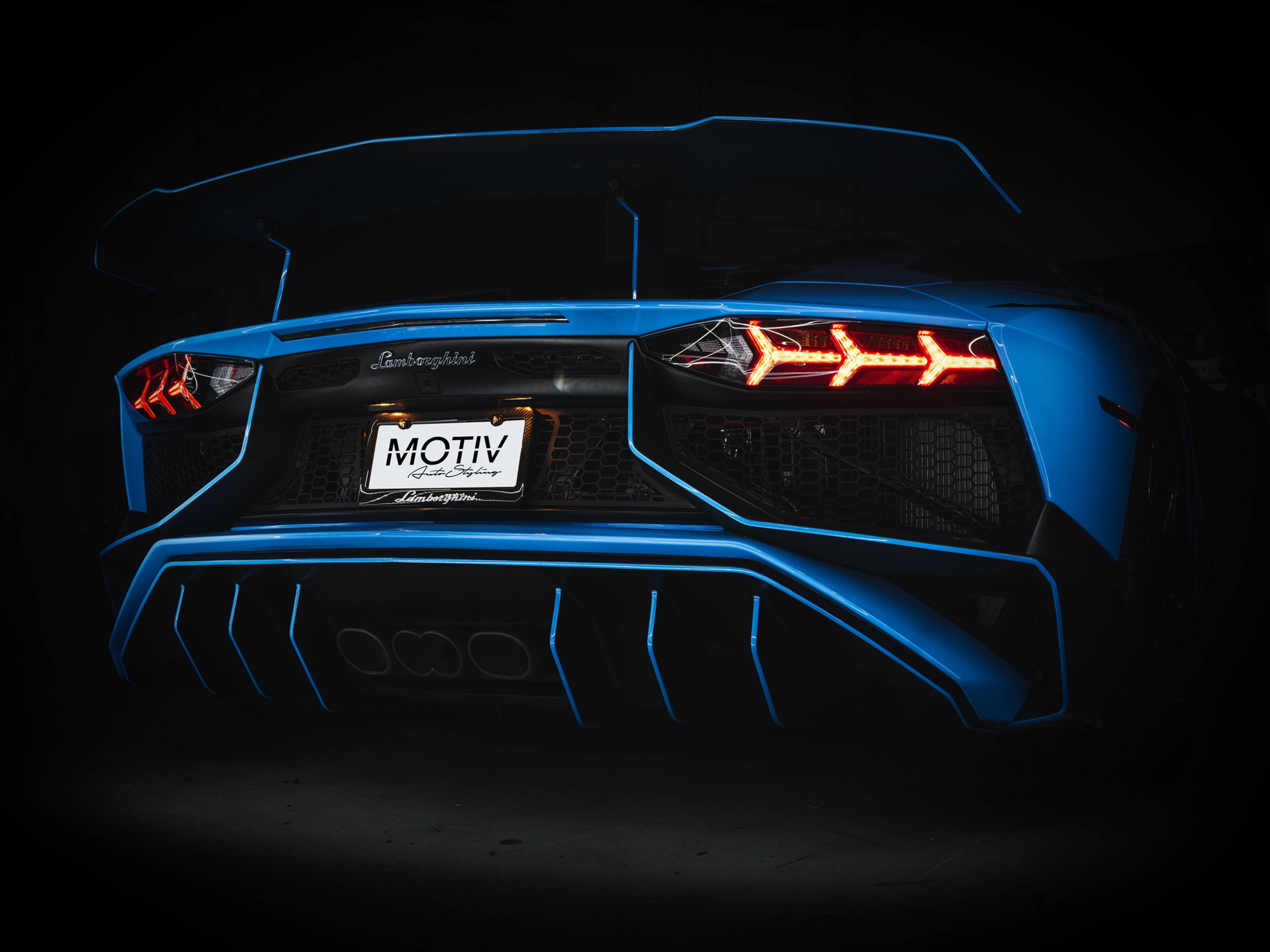 Vehicle Customization MOTIV Auto Styling