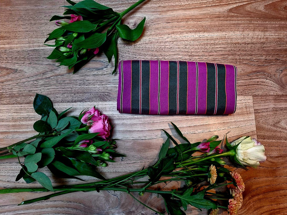 Thumbnail: Pha Khao Ma Purple Green