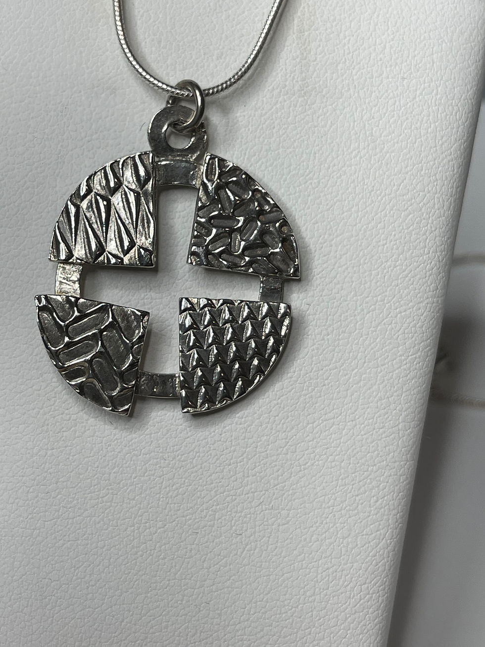 Multi texture modern circle Pendant
