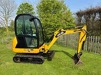 JCB 8018.jpeg