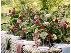 What Should You Tip Wedding Vendors?