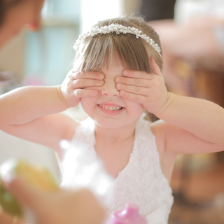flower girl at wedding