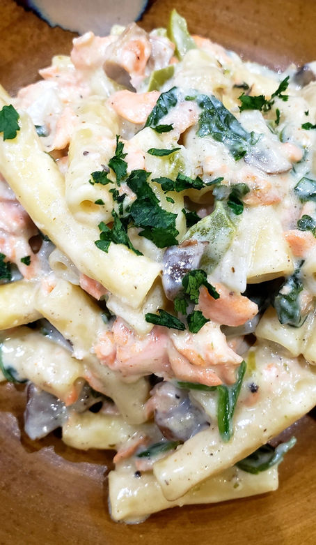 Elevate Meal - One Pot Salmon & Spinach Pasta