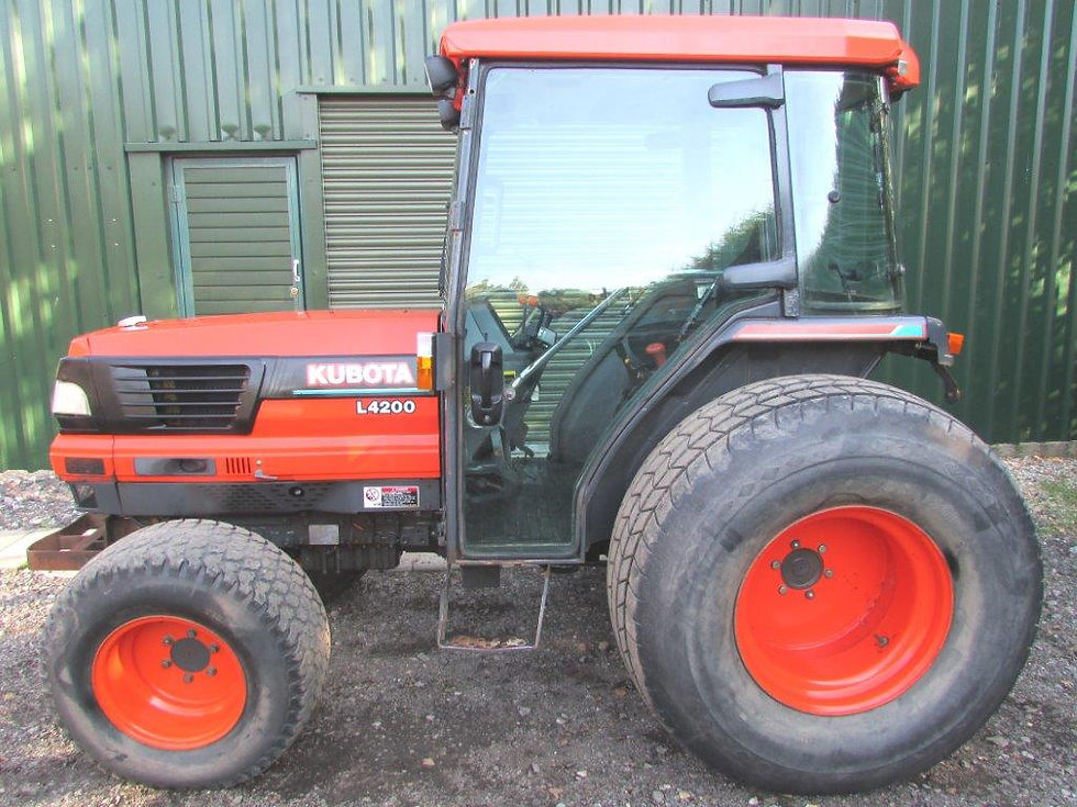 Kubota L4200 Compact Tractor