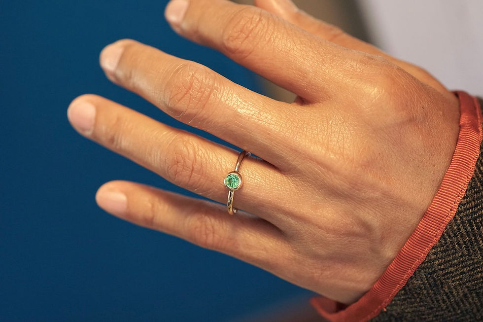 Miniaturbild: feiner Ring Cabochon oder facettiert