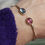 Miniaturbild: Armspange Rubellit/Blautopas Cabochons