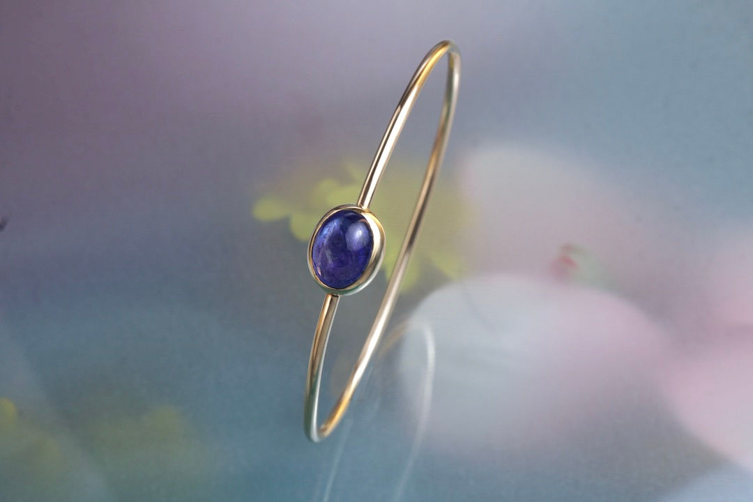 feiner Armreif Tansanit (Cabochon, oval)
