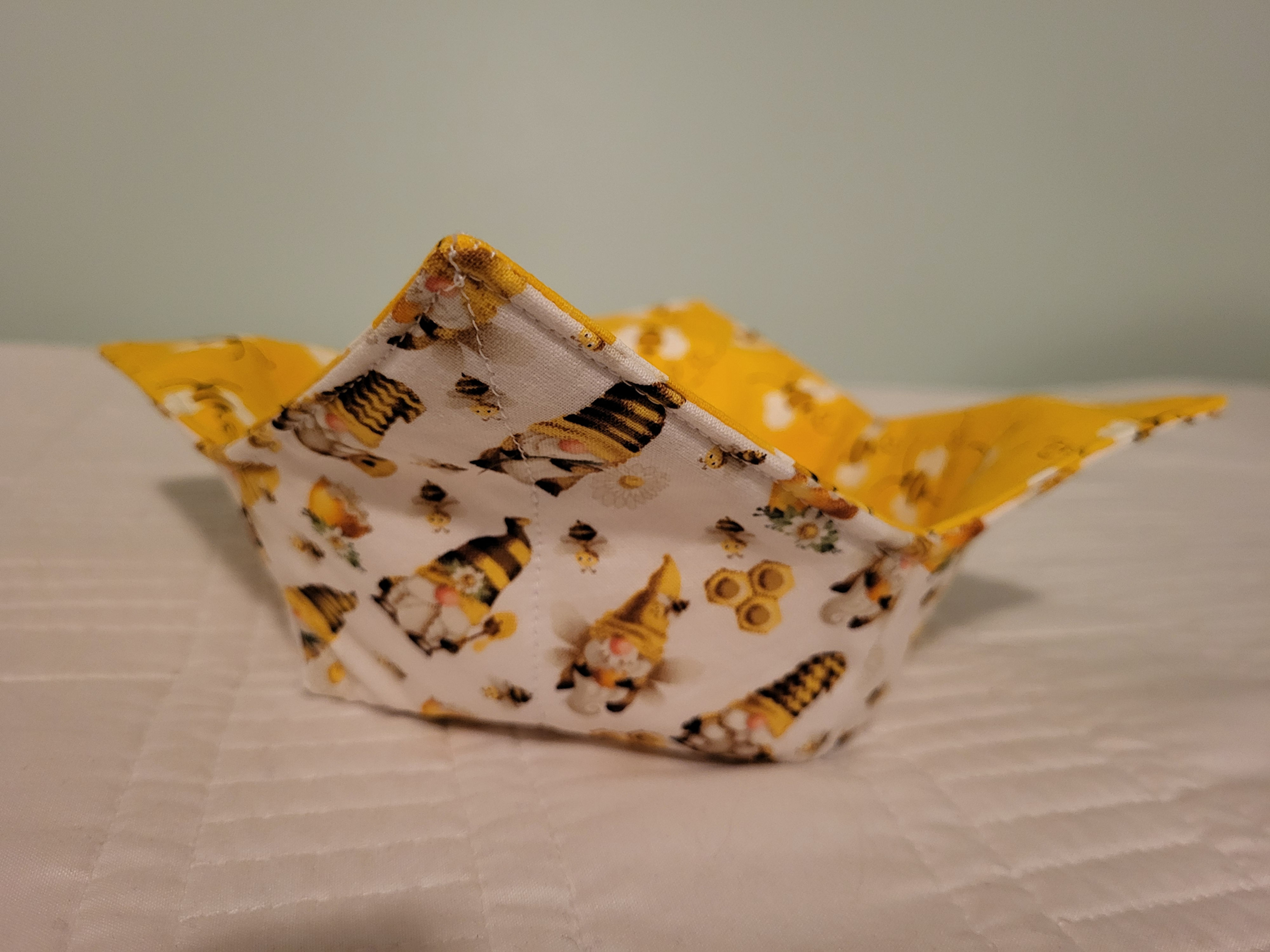 Bowl Cozy - Bee Gnome