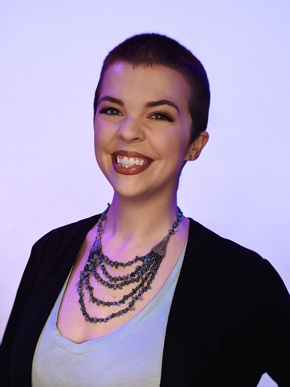 Chelsea_Fry headshot - Edited.jpg