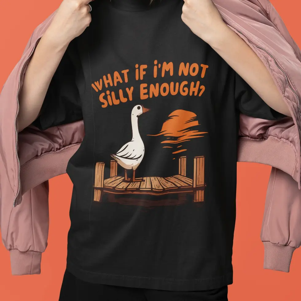 Black Silly Goose | Oversized Women's Tee