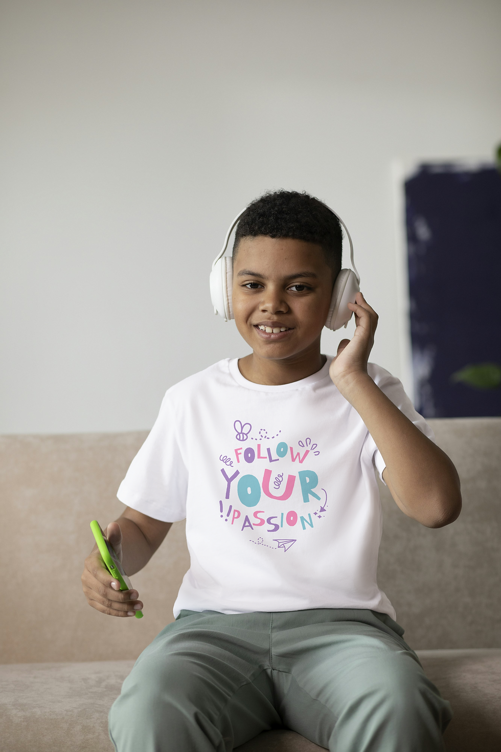 Follow your passion ( Kids Unisex T-Shirt )