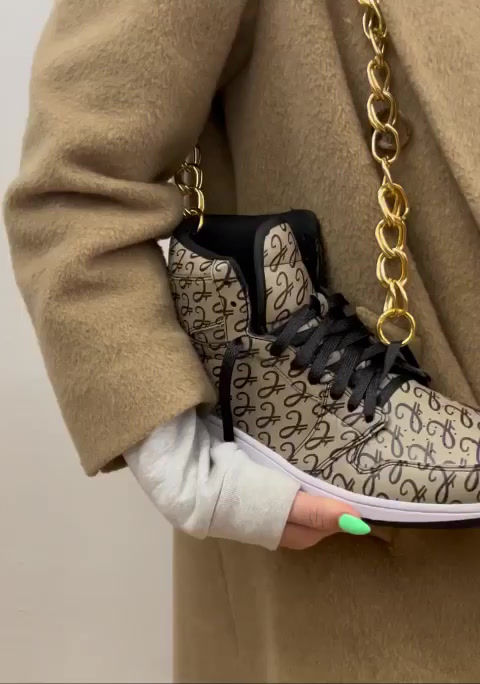 Miniatura: XV SNEAKER PURSE
