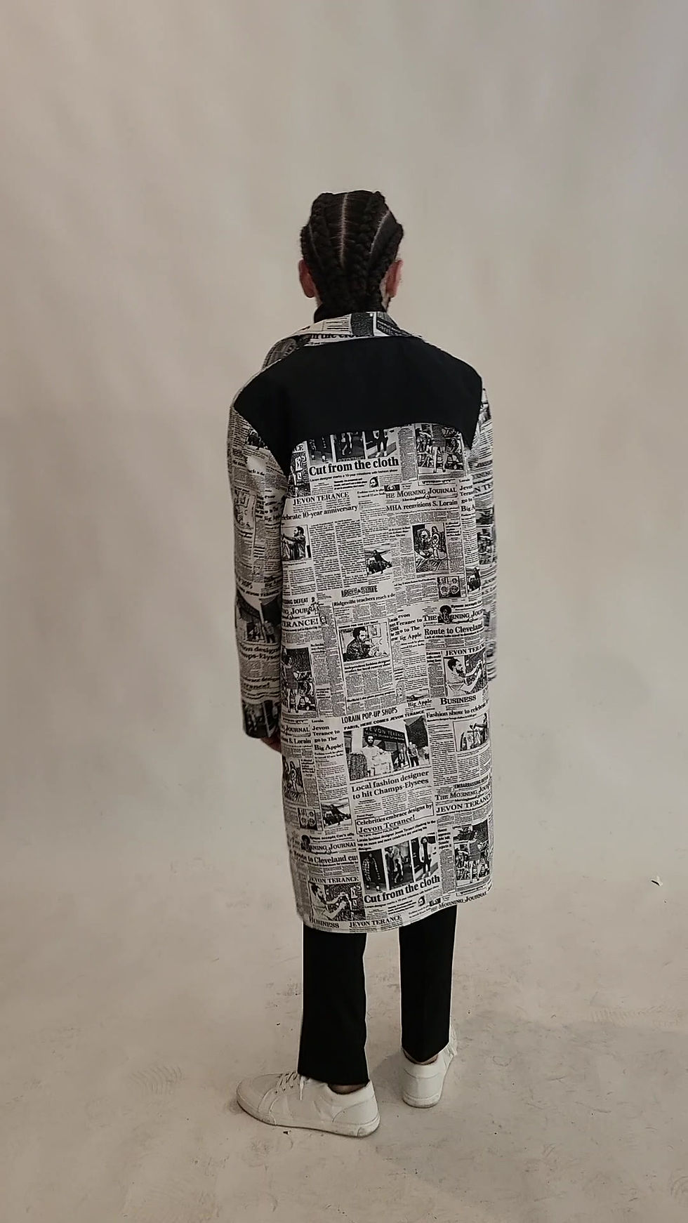 Thumbnail: NEWSPRINT TRENCH COAT