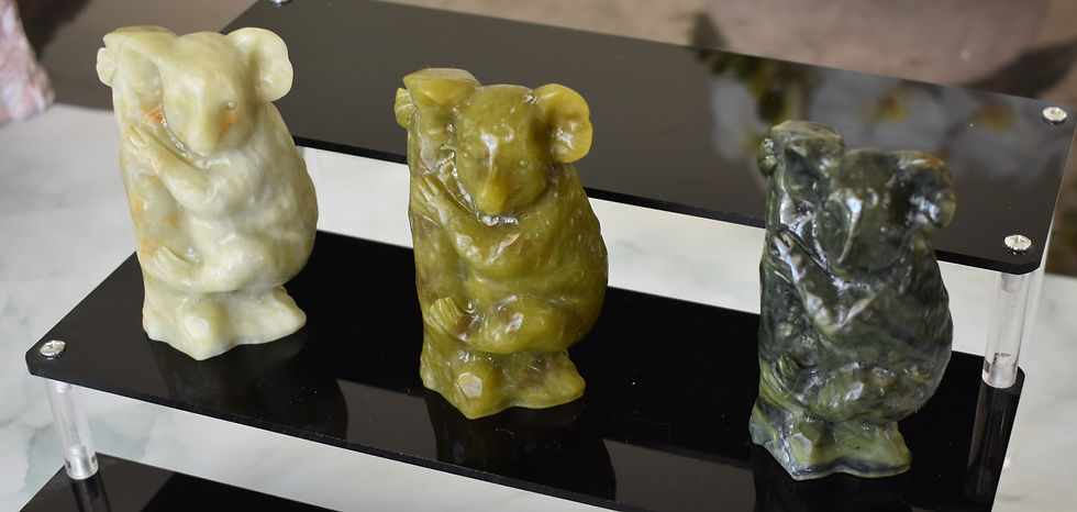 Thumbnail: Koala Bear Stone Carving