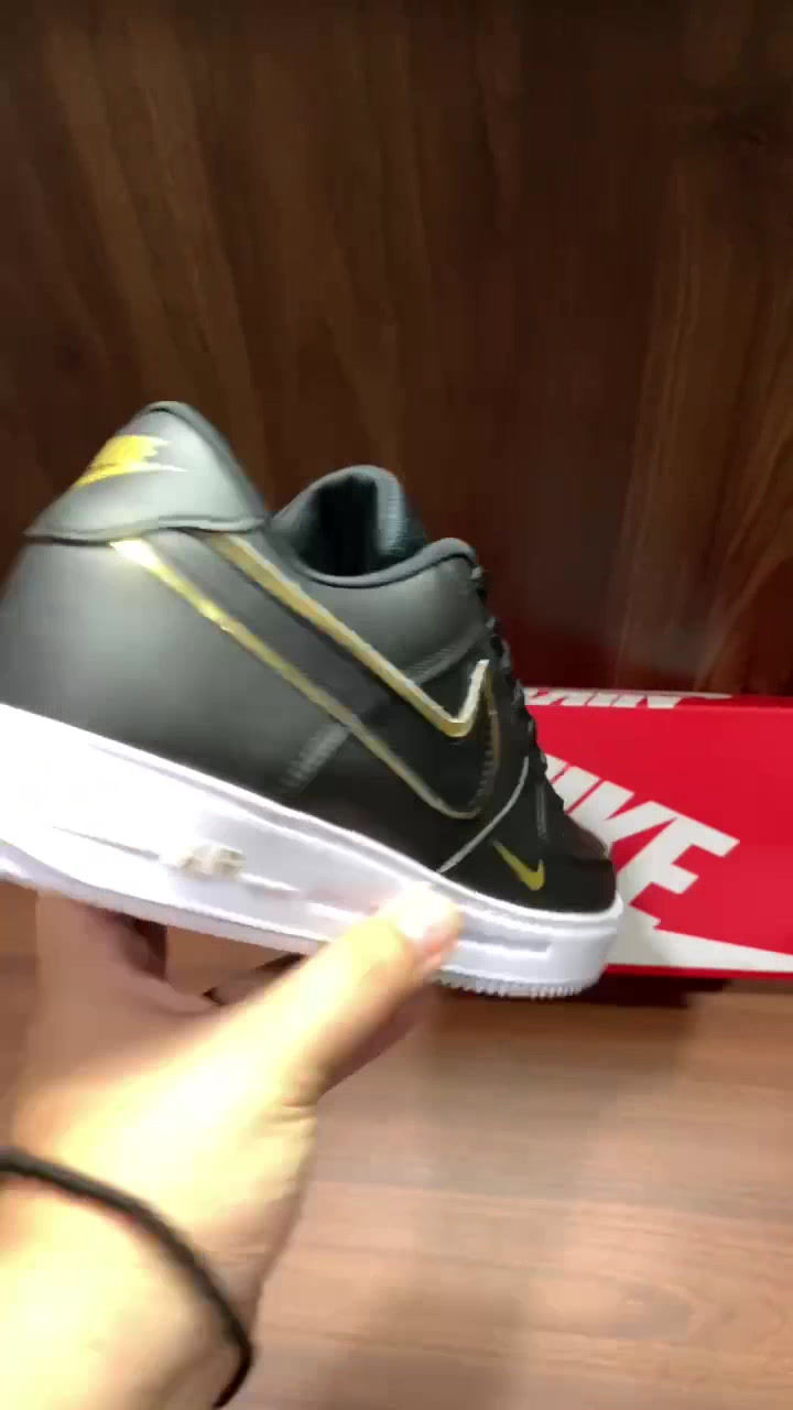 Miniatura: Nike Force One