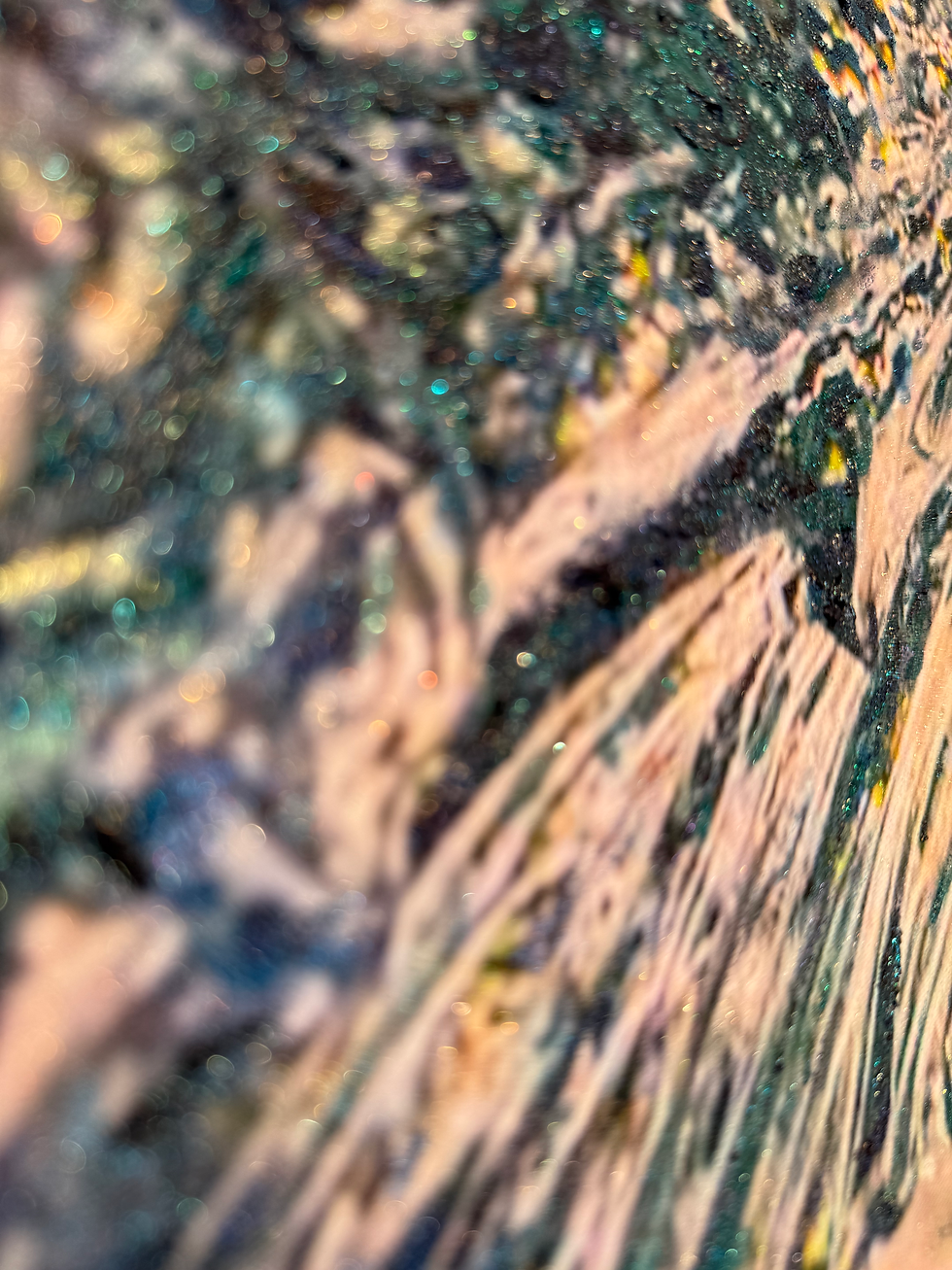 サムネイル： Caught Inside 16" x 30"