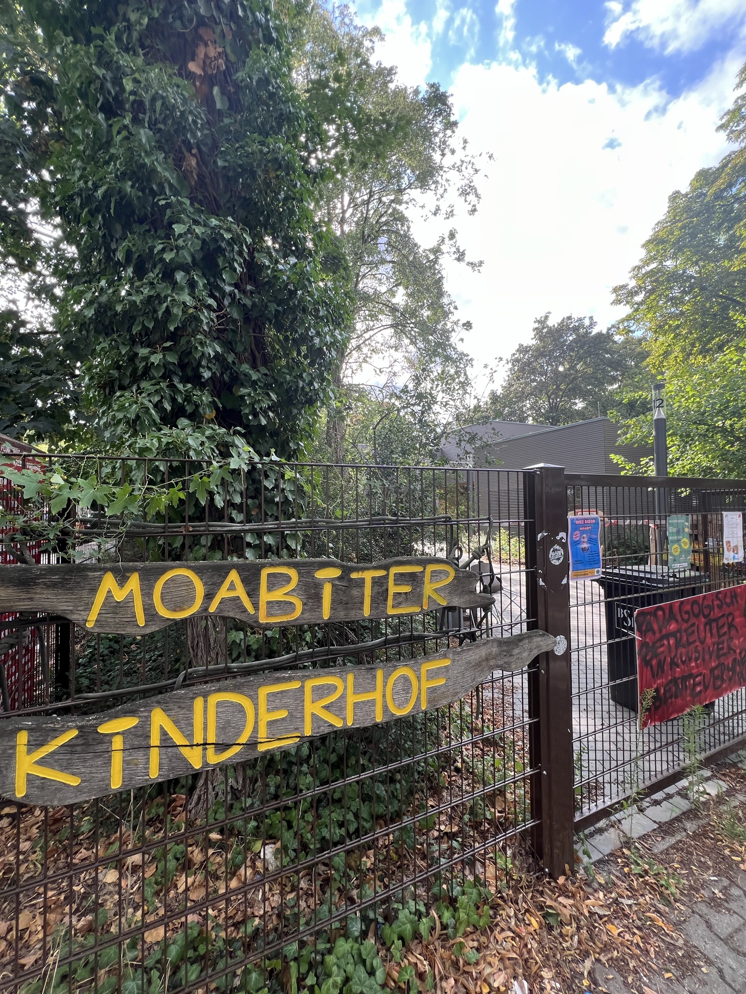 MoabiterKinderhof.jpg