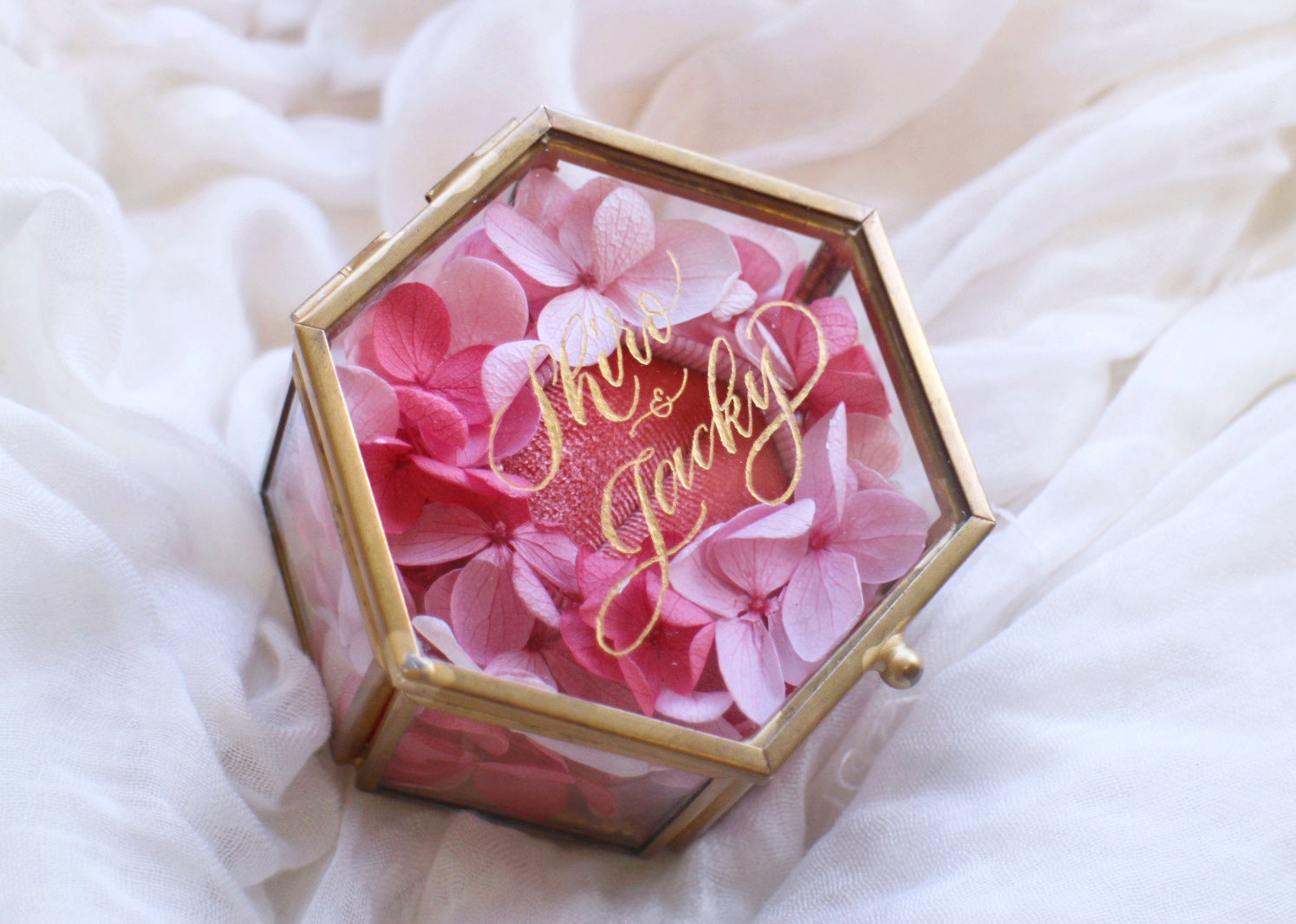 Bespoke Calligraphy Ring Box 客製化 永生花 戒指盒
