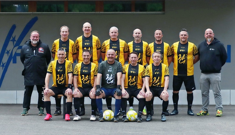 Mannschaft_Ü50_edited.jpg