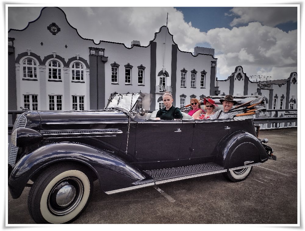 Art Deco Tours of Brisbane Brisbane vintage car tours